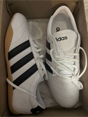 adidas Grand Court Lo Sneaker - Women's sz 7